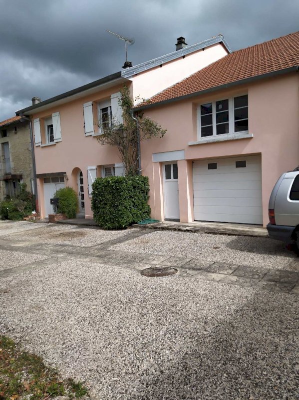 Maison 170 m² et dépendance - Photo 1 - Biesles