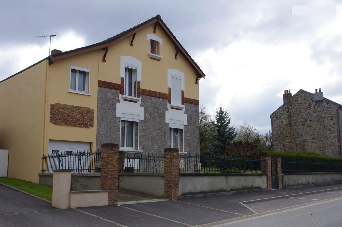 Maison de 190 m² - Photo 1 - Vireux-Wallerand