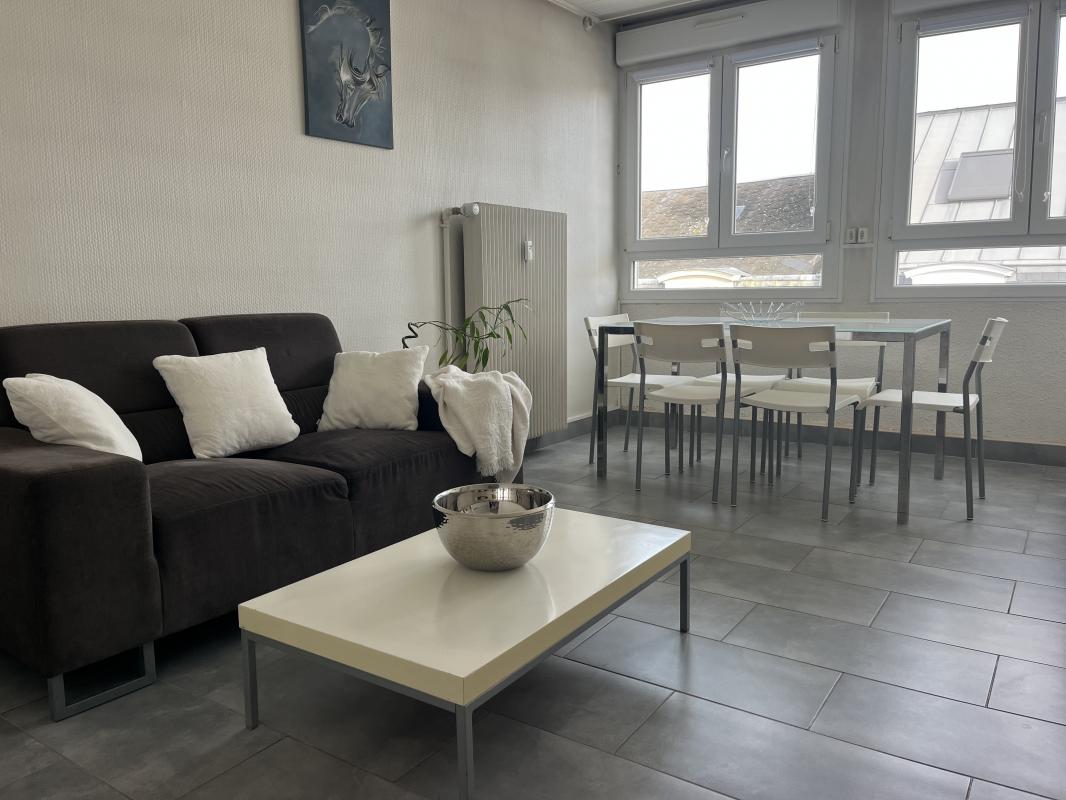 Reims | Bel appartement lumineux - Photo 2 - Reims