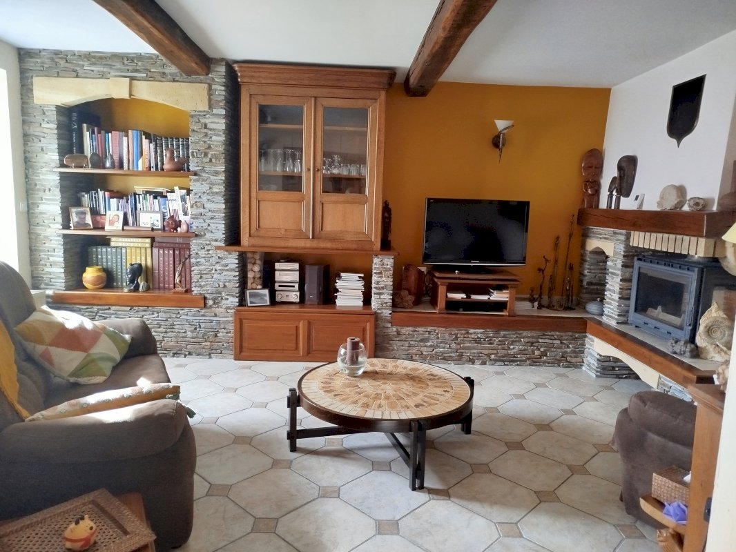 Maison familiale authentique - Photo 2 - Bogny-sur-Meuse