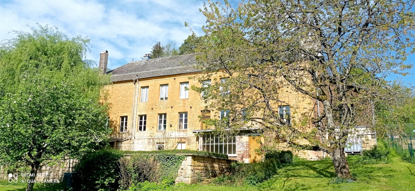 Maison 12 pièces 190 m² - Photo 2 - Sapogne-et-Feuchères
