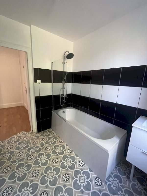 Maison mitoyenne - Photo 3 - Villers-Semeuse