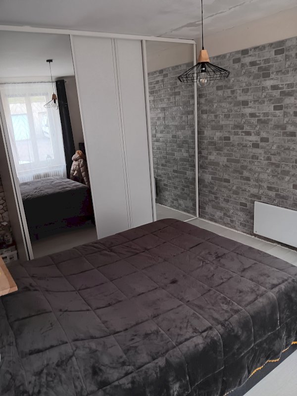 Appartement de 120 m² - Photo 4 - Bogny-sur-Meuse
