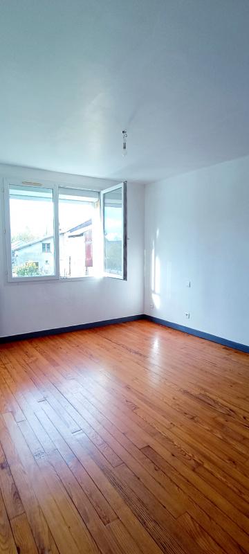 Maison 5 pièces - Photo 6 - Le Chesne