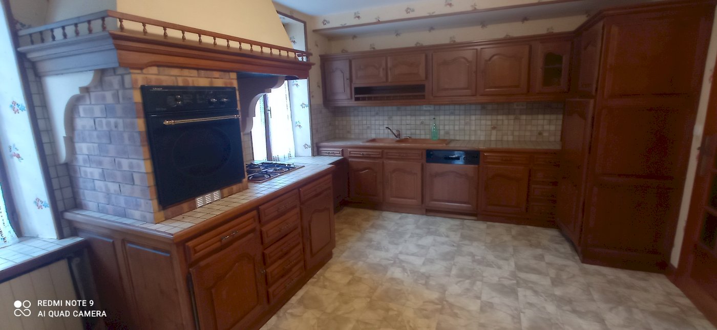 Maison 12 pièces 190 m² - Photo 6 - Sapogne-et-Feuchères