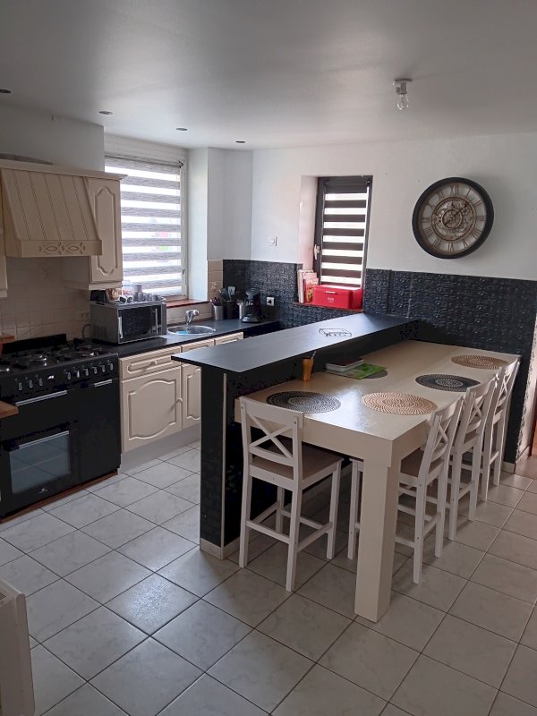 Appartement de 120 m² - Photo 7 - Bogny-sur-Meuse