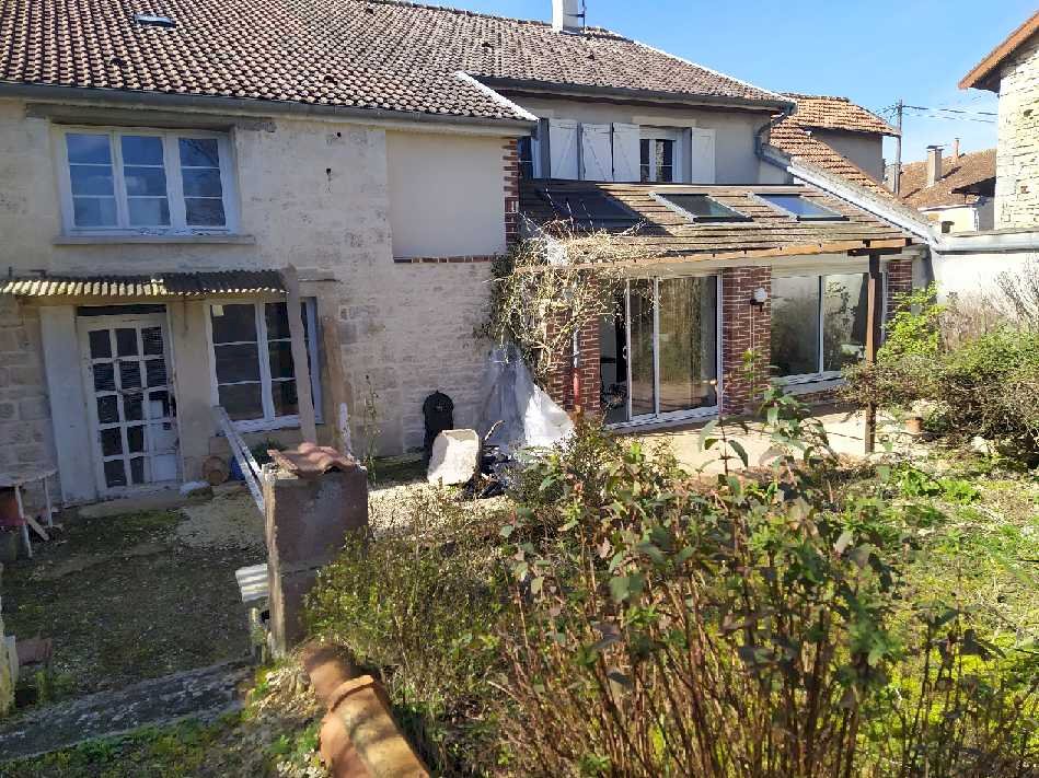 Maison 170 m² et dépendance - Photo 9 - Biesles