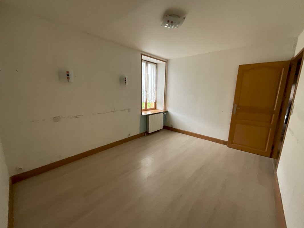 Maison 12 pièces 190 m² - Photo 9 - Sapogne-et-Feuchères