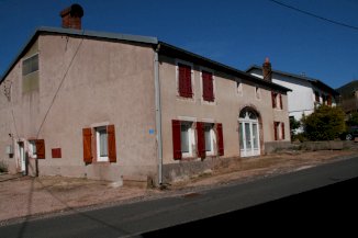 Ancienne ferme vosgienne rénovée - La Chapelle-devant-Bruyères (88600)