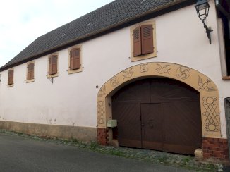 Ancien corps de ferme constitué d’une maison et de dépendances - Gresswiller (67190)
